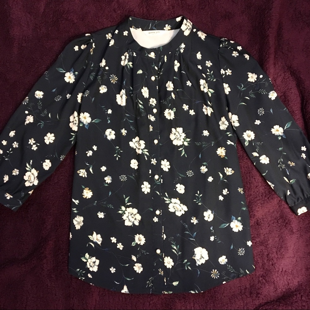 🔴CLEARANCE🔴 Floral Silky Blouse